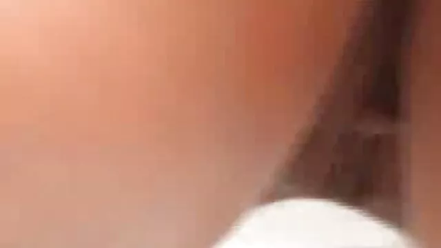شقراء ليلا هو خلق في جميع أنحاء وجهها افلام سكس اجنبي مساج