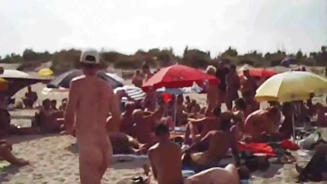 كاميرا ويب نموذج تدخين افلام سكس اجنبية اون لاين سيجارة تهب الدخان مباشرة في عدسة الكاميرا