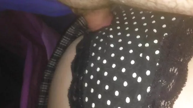 رايلي مواقع سكسية اجنبية ريد