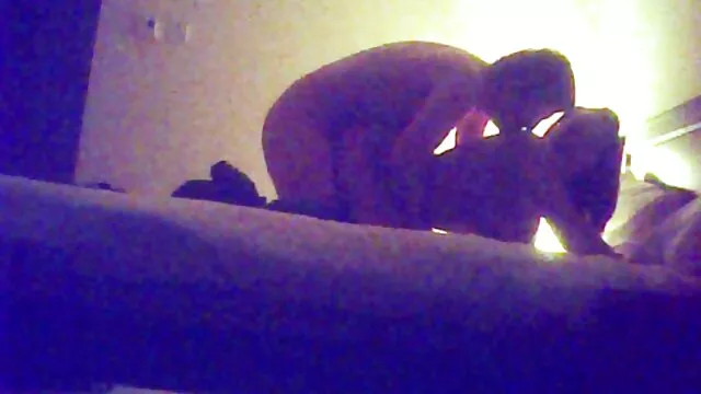 في غرفة فندق ، سكس اجنبي وعربي وافلام اجنبيه للكبار تزوج رجل من عشيقة شابة