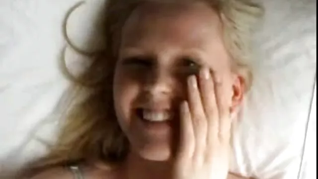 تقع في المرحاض افلام اجنبي للكبار فقط سكس